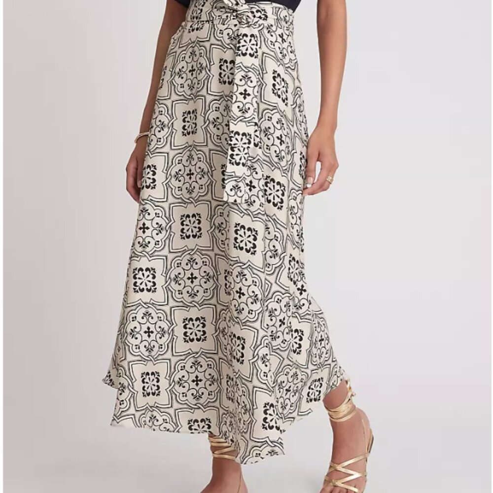 ANN TAYLOR Petite Tiled Tie Waist Maxi Skirt